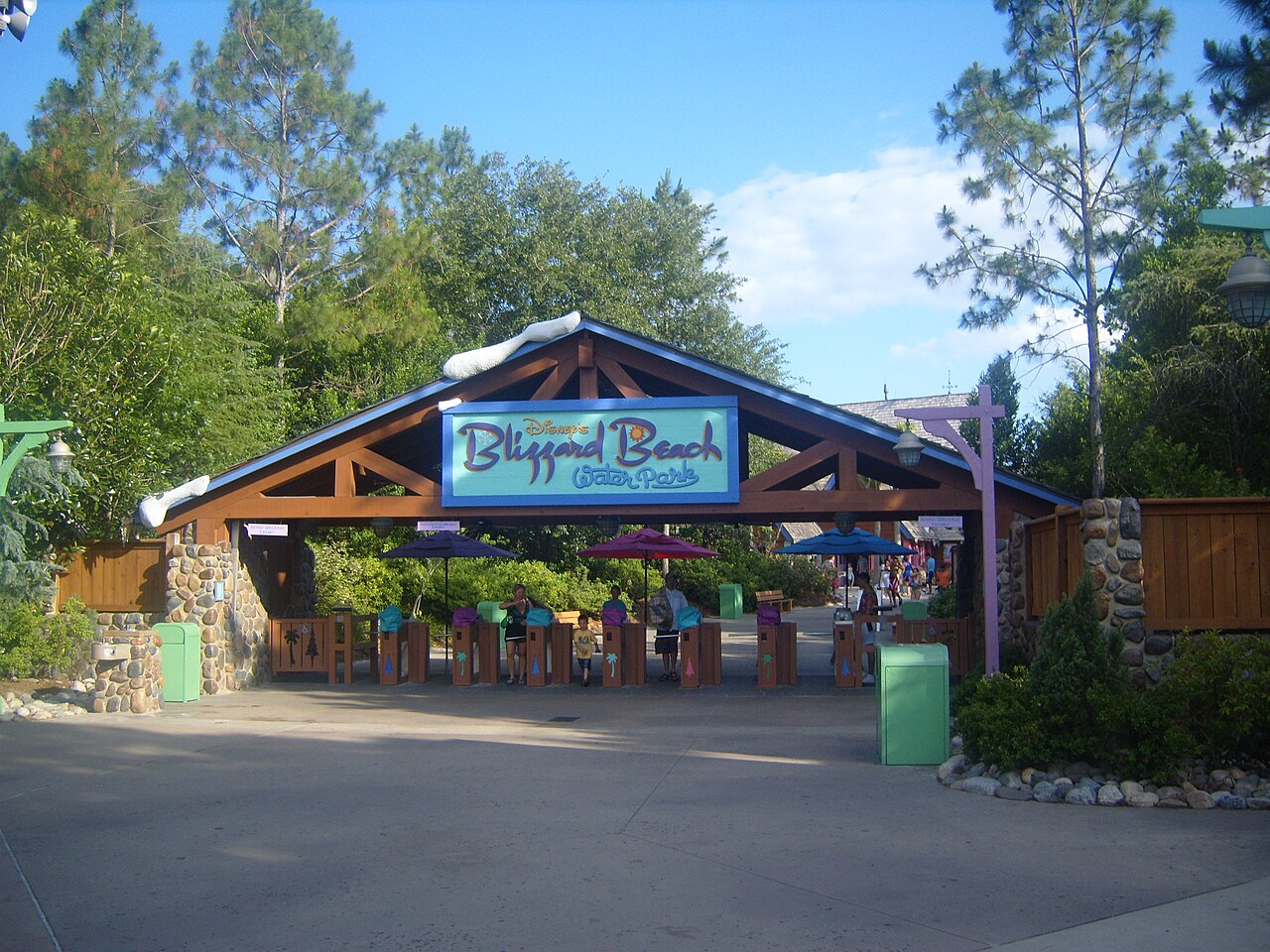 Entrada do parque aquático Disney's Blizzard Beach